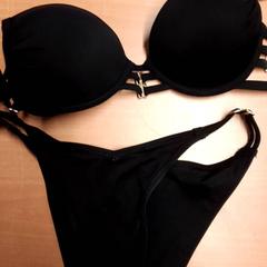 Bikini, zgłoszono przez Grand Hotel Amrath Kurhaus przy użyciu iLost