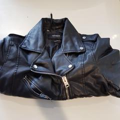 Jasje, som rapportert av Zwarte Cross (Gemeentehuis) ved bruk av iLost