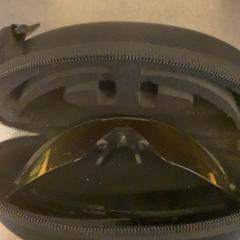 Sunglasses & Sunglasses case Black, as reported by MEININGER Hotel Leipzig Hauptbahnhof using iLost