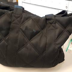 Poltsa, gisa salatu by Centraal magazijn iLost erabiliz