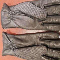 Handschuhe noir et gris, gemeldet von TCL über iLost
