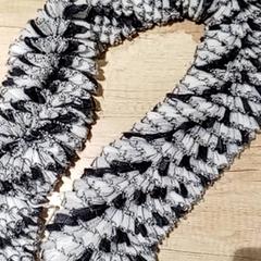 Odzież Sjaal, zgłoszono przez Centraal magazijn przy użyciu iLost