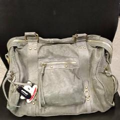 Sac Grijs, a été signalé par Qbuzz GD Groningen HS utilisant iLost