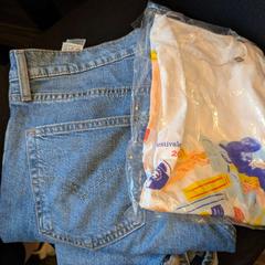 Roupa, como reportado por Inntel Hotels Utrecht Centre utilizando o iLost