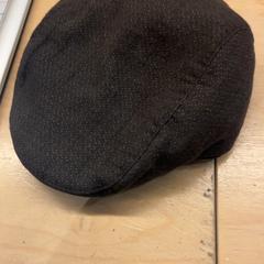 Casquette, a été signalé par Pathé Utrecht Leidsche Rijn utilisant iLost