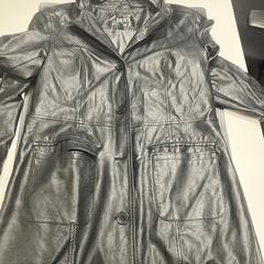 Jacket Leer zwart merk : BPC, as reported by Gemeente Zandvoort using iLost