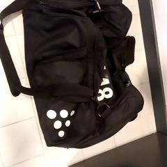 Bolsa de ximnasia Vvv venlo, segundo informou Arriva Limburg Noord usando iLost