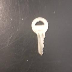 열쇠, iLost를 사용하여 Qbuzz servicepunt  Emmen에 보고됨