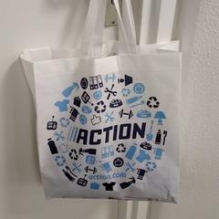 Borsa Action, come riportato da Arriva Infoshop Enschede utilizzando iLost