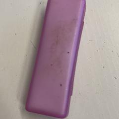 Pouzdro na brýle s brýlemi, jak nahlášeno HTM pomocí iLost