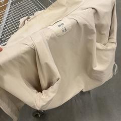 Jacke Beige, gemeldet von IKEA Eindhoven über iLost