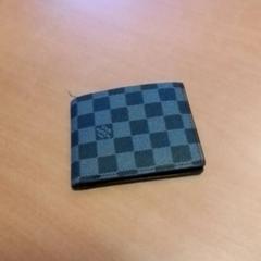 Brieftasche, gemeldet von Hermes Eindhoven über iLost