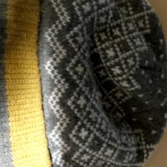 Kleidung Muts, gemeldet von Regio Antwerpen - Brussel über iLost