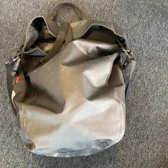 Mochila, segundo informou Breng Arnhem usando iLost
