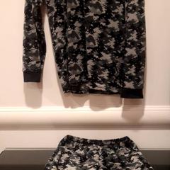 Pajamas pyama, as reported by Grand Hotel Amrath Kurhaus using iLost