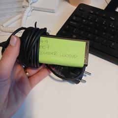 Laptop oplader がiLostで Cursus en vergadercentrum Domstad によって報告されました