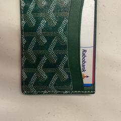 Billetera Smits, ha sido reportado por GVB con iLost