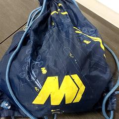 배낭 Blauw/ geel, iLost를 사용하여 Centraal magazijn에 보고됨