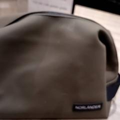 Necesser, segons ha informat Van der Valk Hotel Vianen mitjançant iLost