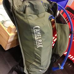 Mochila, segundo informou Qbuzz U-OV usando iLost