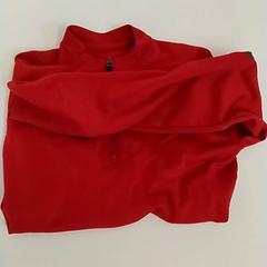 Kleding - Trui, a été signalé par Centraal magazijn utilisant iLost