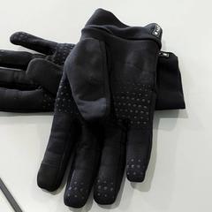 Ropa - Handschoenen zwart, ha sido reportado por Regio Oost-Vlaanderen con iLost