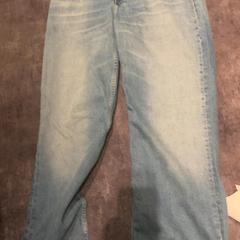 Jeans, zoals gemeld door Van der Valk Hotel Haarlem met iLost