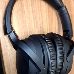 Hoofdtelefoon がiLostで Qbuzz DMG によって報告されました