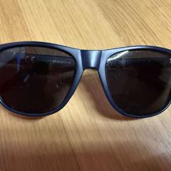 Sunglasses, as reported by IKEA Brno using iLost