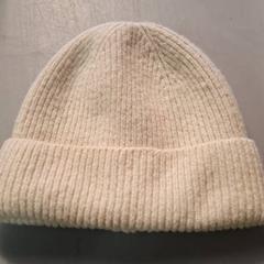 Beanie Blanc, zgłoszono przez IKEA Hénin-Beaumont przy użyciu iLost