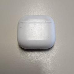 Estuche de airpods, ha sido reportado por Connexxion Haarlem IJmond con iLost