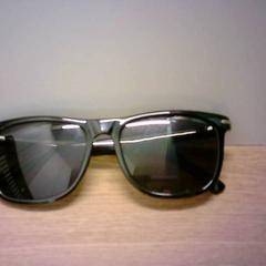 Napszemüveg zwart, amint azt Bobbejaanland az iLost segítségével jelentette.