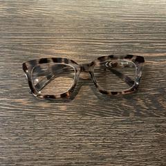 Glasögon panter, rapporterat av WestCord Hotel Eindhoven med iLost