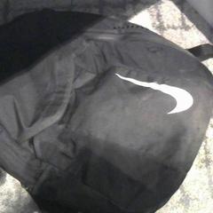 Bolsa, ha sido reportado por Agence Azalys con iLost