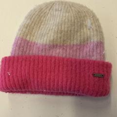 Beanie, amint azt Het Amsterdamse Winterparadijs az iLost segítségével jelentette.