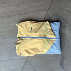 ジャケット Nike がiLostで Hotel Apeldoorn によって報告されました