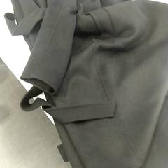 Veste, a été signalé par TU/e - Receptie MetaForum utilisant iLost