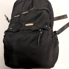 バックパック がiLostで Centraal magazijn によって報告されました