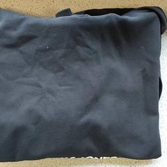 Kleding - Trui, ha sido reportado por Centraal magazijn con iLost