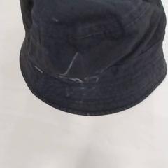 Baseballová čepice, jak nahlášeno Arriva Limburg Zuid pomocí iLost