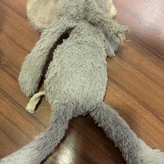 Jouet Olifant knuffel, a été signalé par Pathé Haarlem utilisant iLost