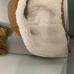 Capuchon, gisa salatu by IKEA Haarlem iLost erabiliz