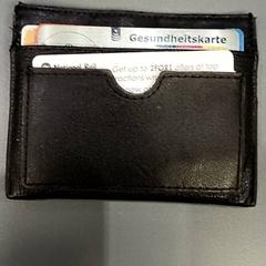 カードホルダー onv : Takang がiLostで Qbuzz GD Groningen HS によって報告されました