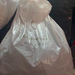 Kledingzak, jak nahlášeno Van der Valk Hotel Veenendaal pomocí iLost