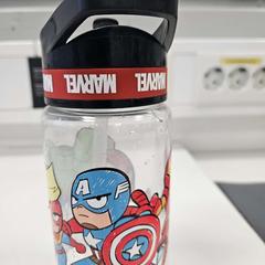 İLost kullanarak IKEA Åsane tarafından bildirildiği gibi Içki şişesi