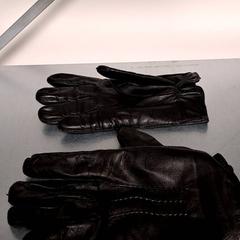 Handskar, rapporterat av Keolis Lund med iLost