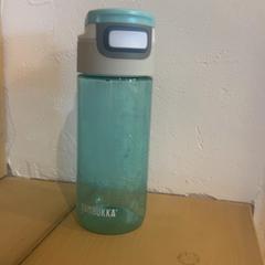 Wasserflasche, gemeldet von Familie Resort Molenwaard über iLost