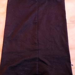 Nyakmelegítő Lange zwarte nekwarmer, amint azt Schaatsbaan Rotterdam az iLost segítségével jelentette.