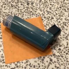 Inhalátor, ako bolo nahlásené MEININGER Hotel Berlin "Mitte" Humboldthaus pomocou iLost