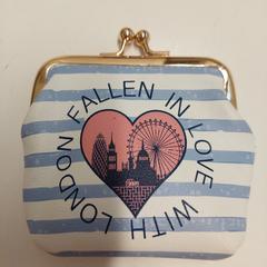 Bourse, a été signalé par Avonturenpark Hellendoorn utilisant iLost